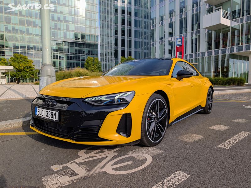 Audi RS e-tron GT, Exclusive Yellow Carbon/Alc/BO